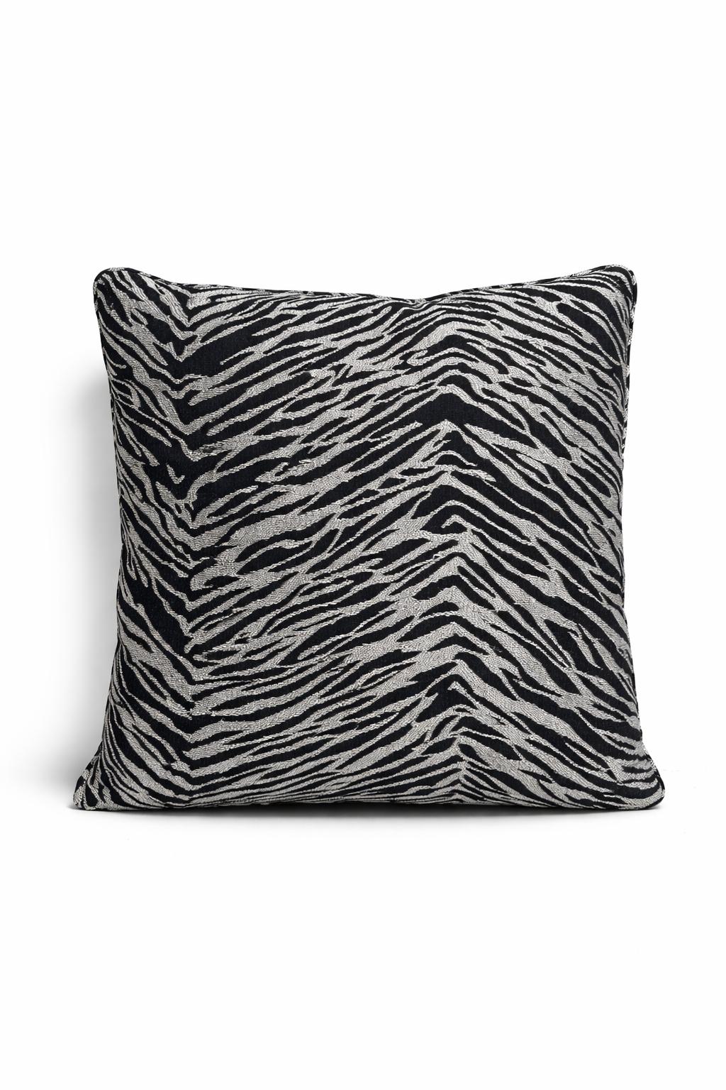 Siyah Zebra Desenli Kırlent